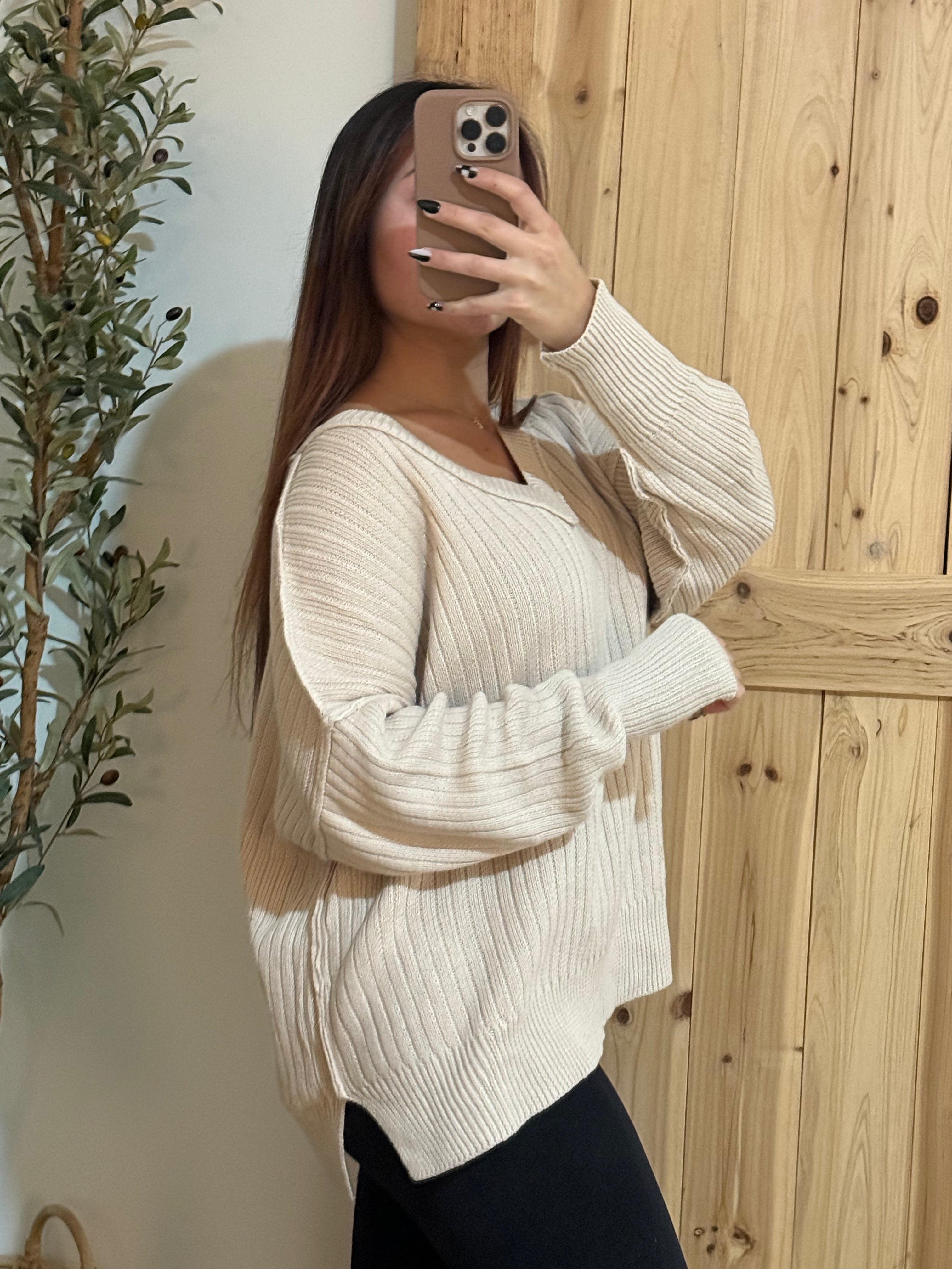 Light Knit Sweater / Oatmeal