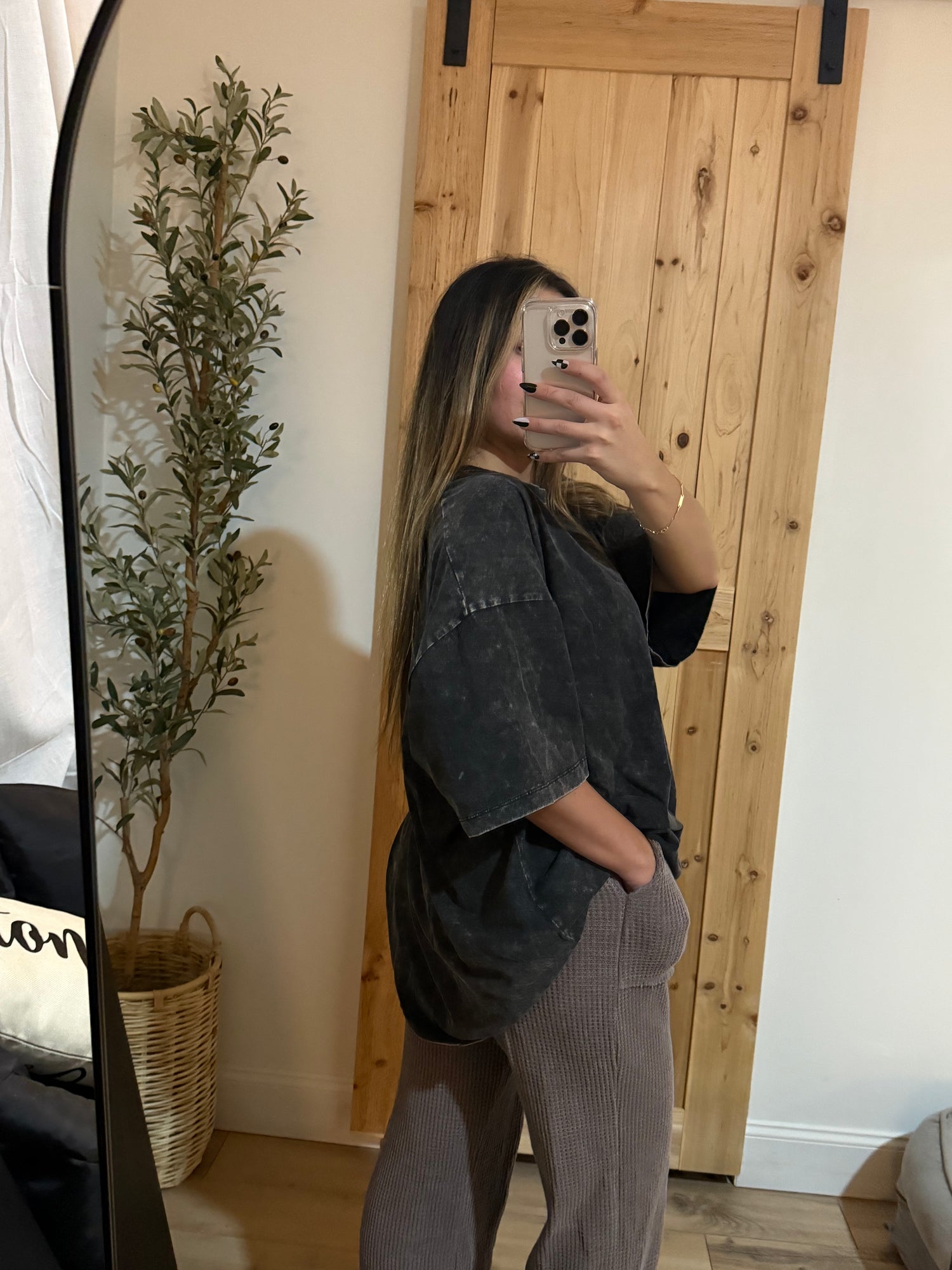 Acid Washed Oversized Tee /  Black