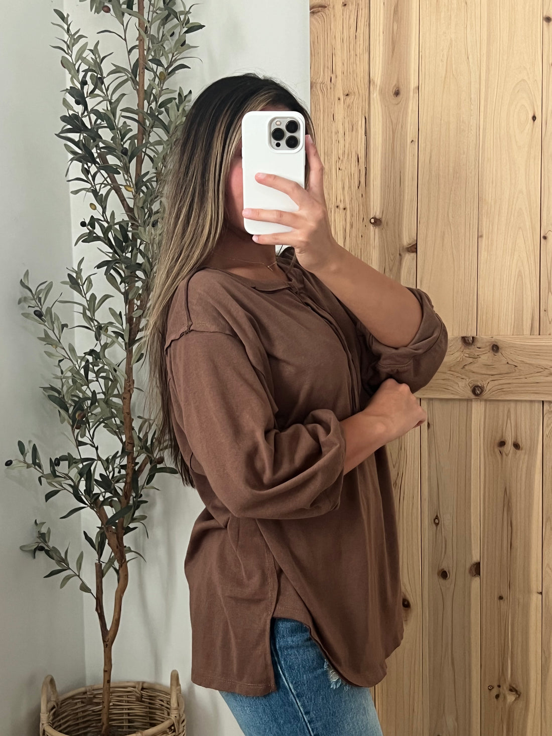 Brinley Henley Top /  Brown